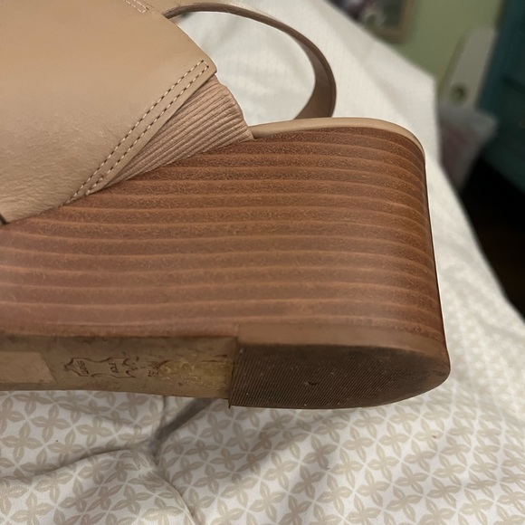 Tory Burch Miller Wedge Nude Sandals - Picture 5 of 7